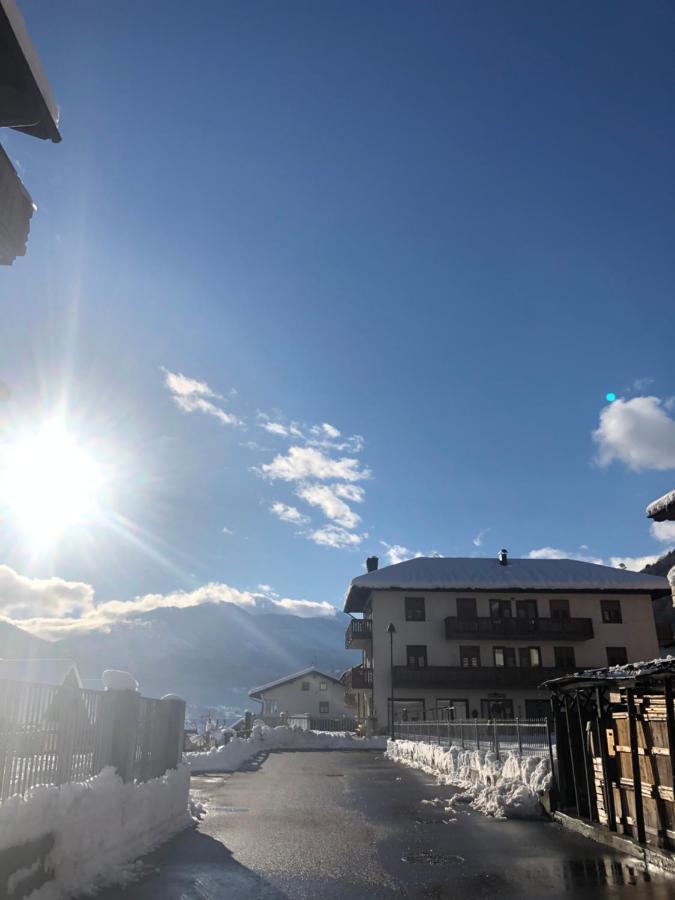 Appartamento Casa Marina Malè Esterno foto
